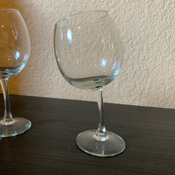 Set of 2 tipsy wine glasses - Picture 5 of 7